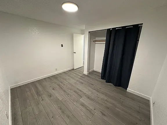 120 Stanford Dr #D — Photo 30