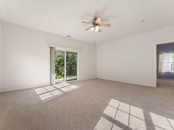 5th image of 3971 Juniper Trl