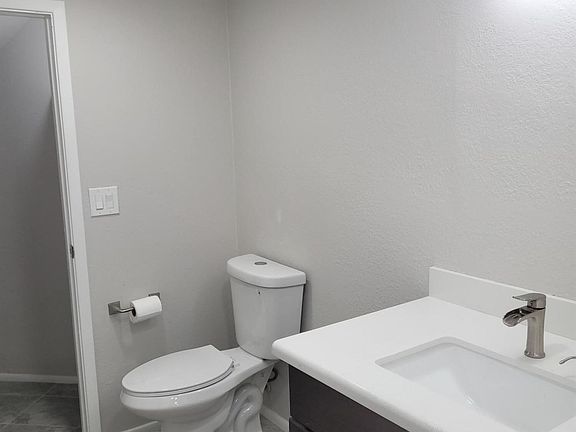 5th image of 7354 N 44th Dr