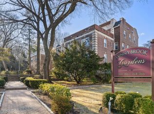 764 Palmer Rd APT 3B, Bronxville, NY 10708