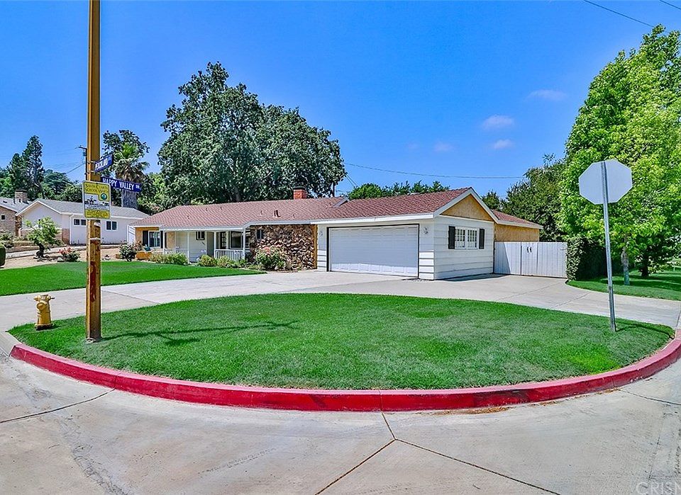 1st image of 24841 Peachland Ave