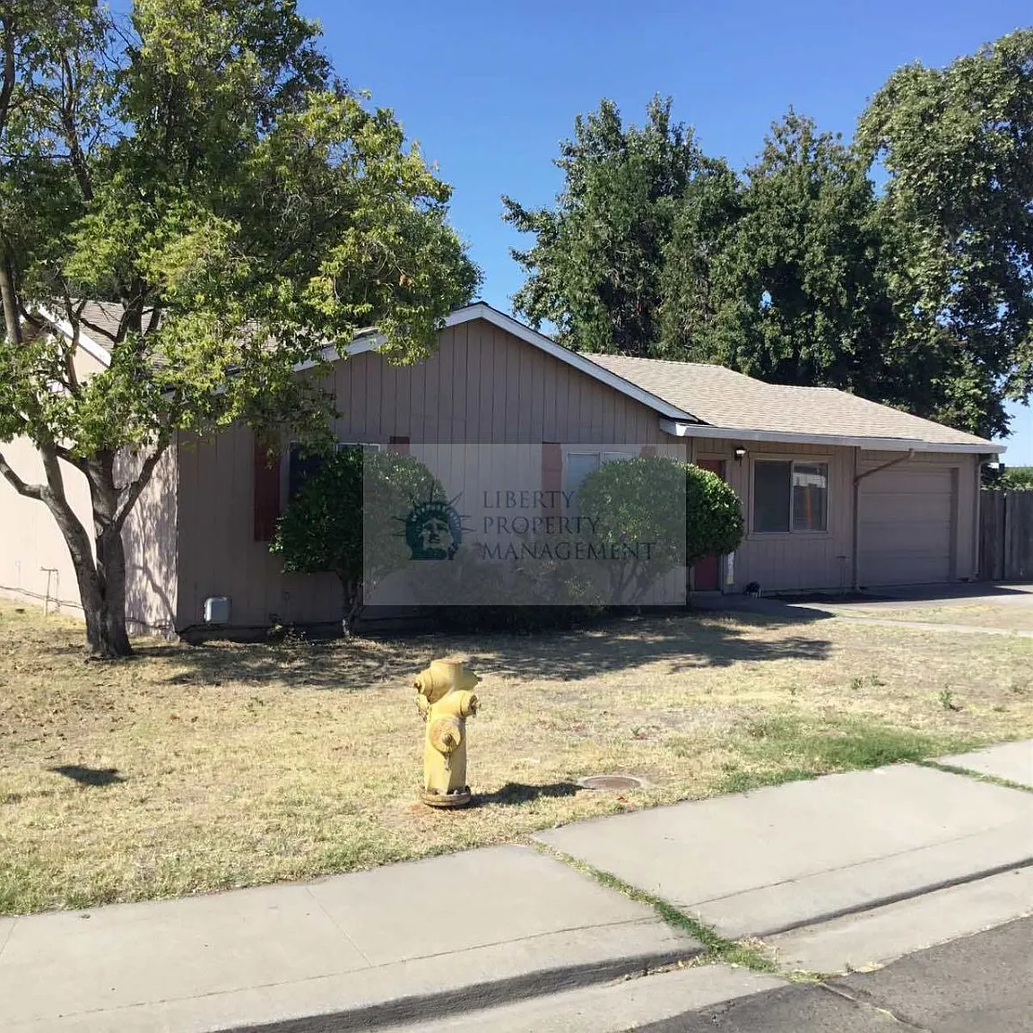 322 Camish Pl photo 1