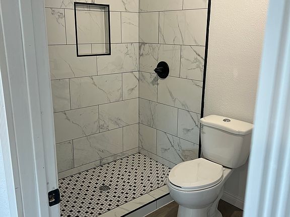 5th image of 6565 Grant St