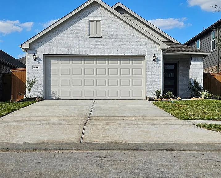 21258 Catalina Palm Dr — Photo 2
