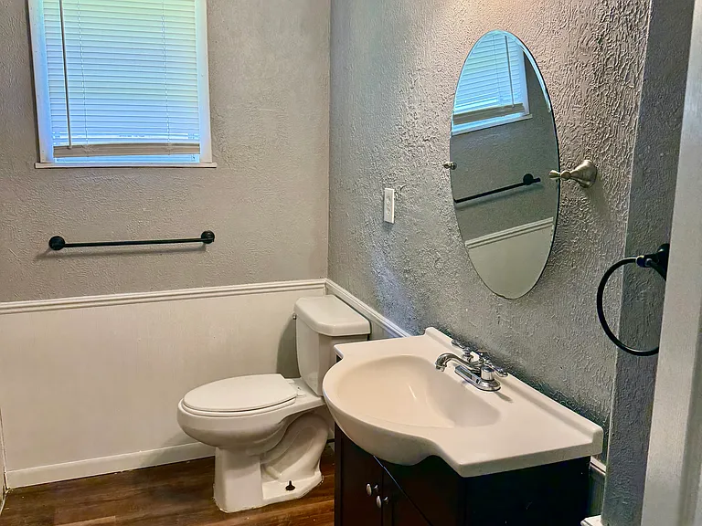 1135 Cooper Ln — Photo 10
