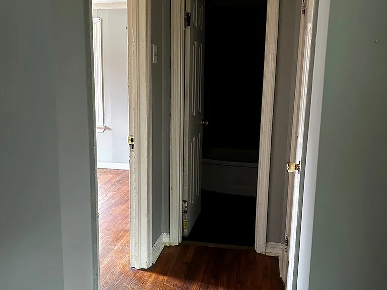 1134 Curtis St — Photo 5