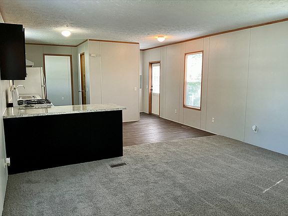 4th image of 24150 Veterans Rd #6