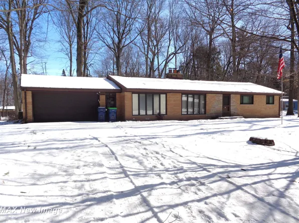 3415 S Airport Rd, Bridgeport, MI 48722