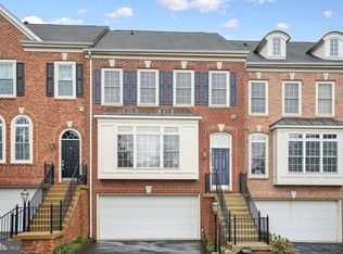 3390 Wilton Crest Ct, Alexandria, VA 22310