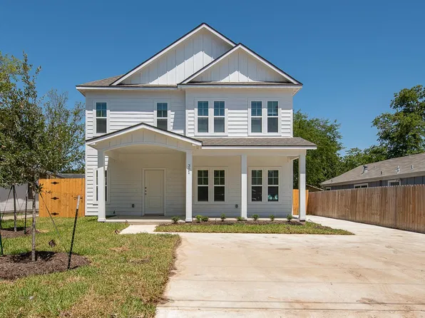 301 Sterling St, College Station, TX 77840