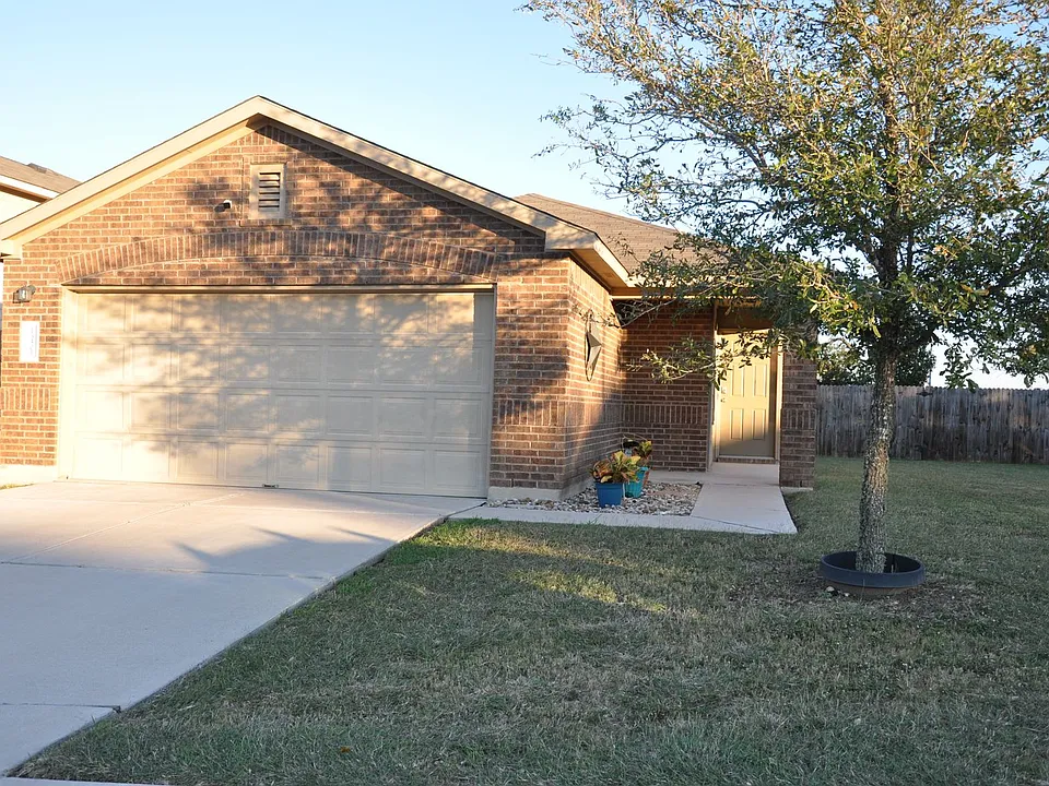 13501 Moura Cv