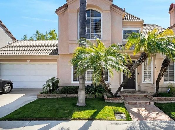 34 Santa Monica St
