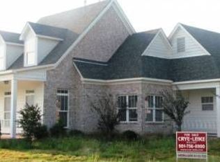 8902 Village Lake Ln, Arlington, TN 38002