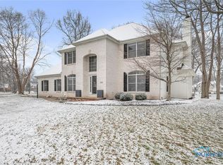 3400 Charter Oak Dr, Maumee, OH 43537