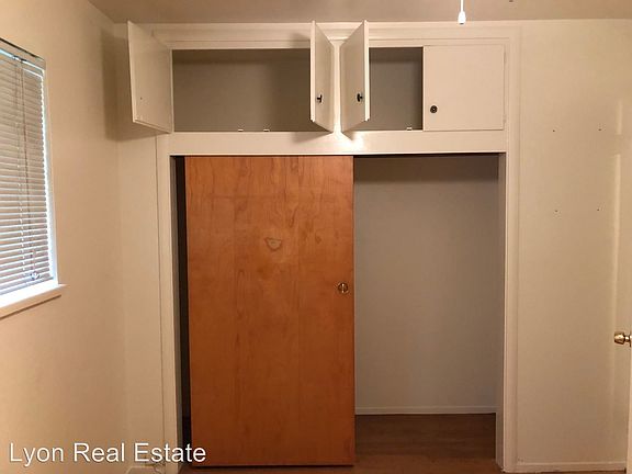 3rd image of 5361 Carlson Dr