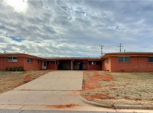 201 Choctaw Rd, Foss, OK 73647