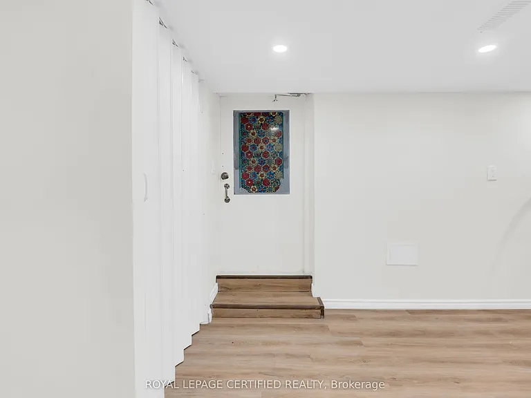 1398 Rebecca St — Photo 5
