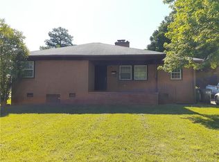 3840 Rosehaven Dr, Charlotte, NC 28205