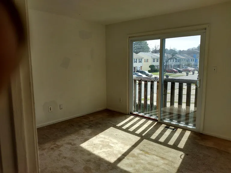 5957 Edgelake Dr — Photo 13