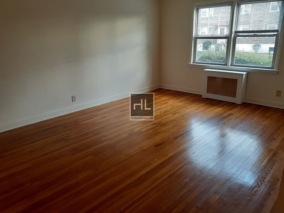 1st image of 14805 29th Ave Floor 1