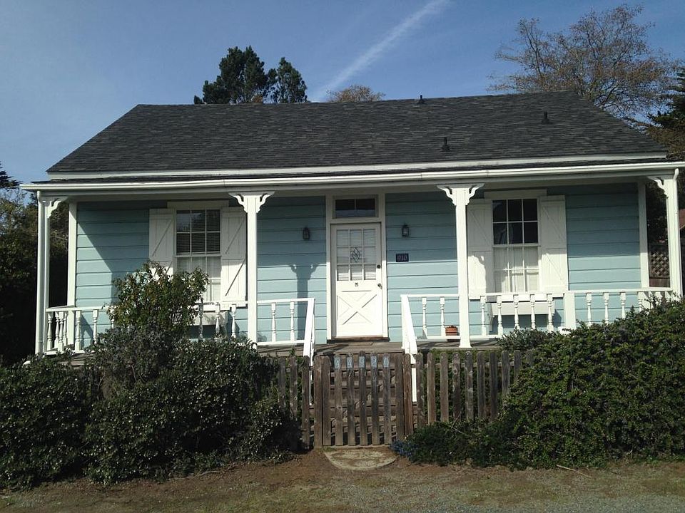 1st image of 44920 Pine St