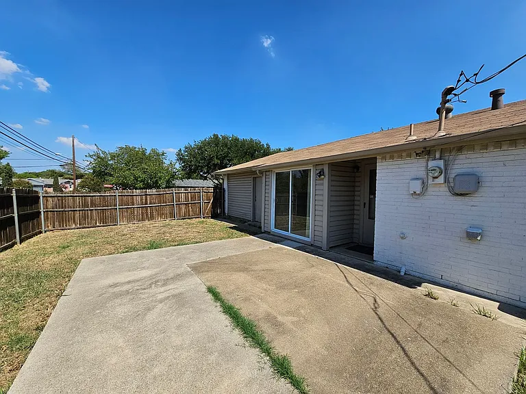 2906 Candlewick Ln — Photo 25