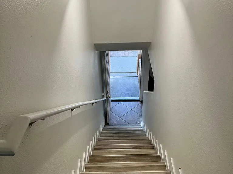 5168 Starter Ave — Photo 10