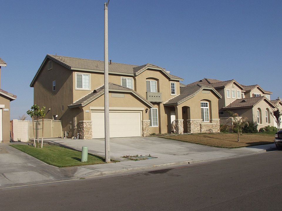Newer North Corona Home