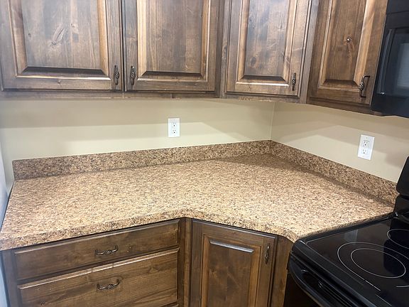 4th image of 315 W 1950 N