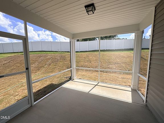 3rd image of 501 Crescent Wood Trl #9