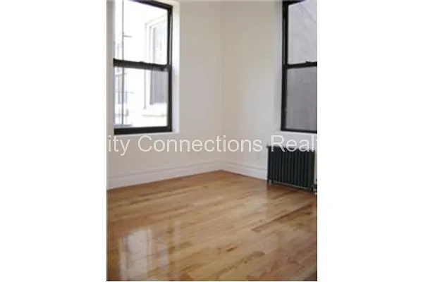 Rented by City Connections Realty | media 41