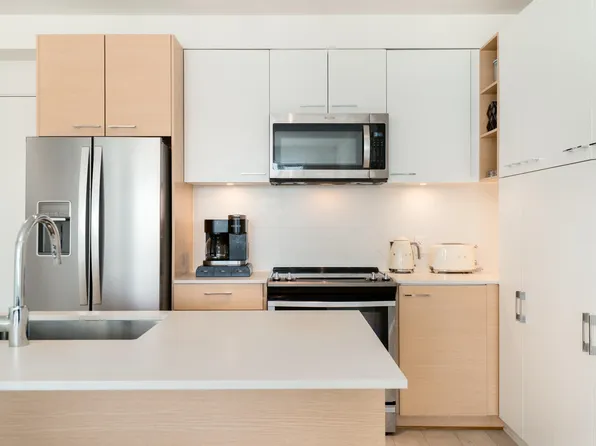 13963 Boulevard 225 #105, Surrey, BC V3T 0M9