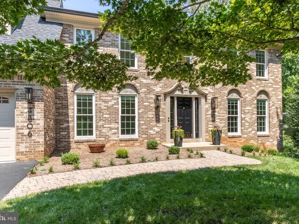 4806 Bentonbrook Dr, Fairfax, VA 22030