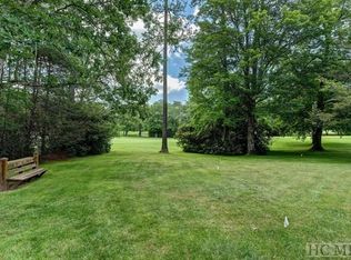 41 Little Cherokee Trl, Sapphire, NC 28774