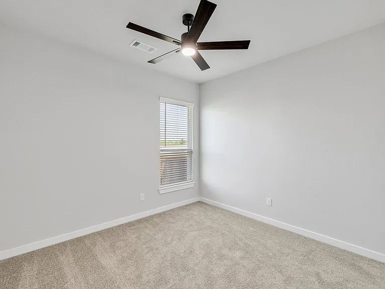 3825 Clovis St — Photo 15