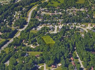 820 Dunbar Cave Rd, Clarksville, TN 37043