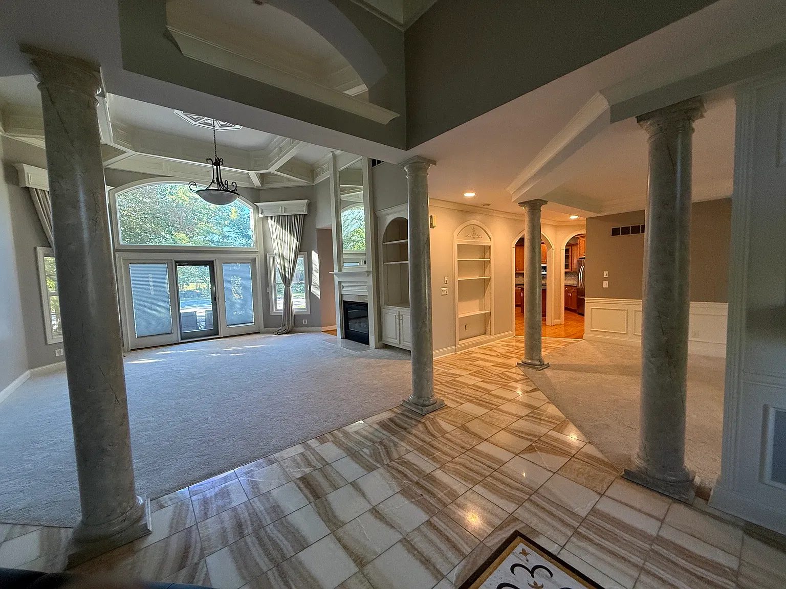 5 bed, 6209 sqft, $5,500 — Photo 3