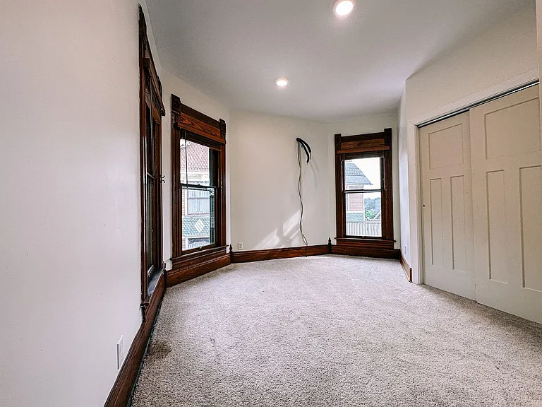 508 N Washington St — Photo 55
