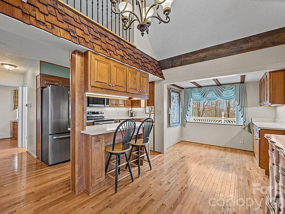 5th image of 6777 Pinnacle Mountain Rd