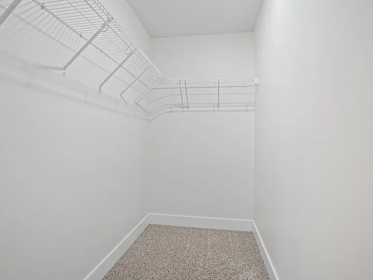 113 Eiche Dr — Photo 40