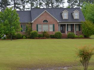 1200 White Cedar Ln, Williamston, NC 27892