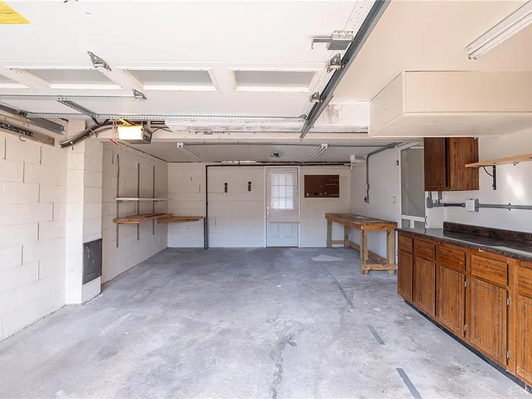 2833 Nacoma Pl — Photo 23