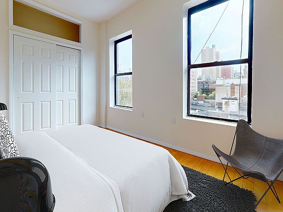 3rd image of 229 E 12th St APT 71