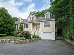 14 Young Ave, Swampscott, MA 01907