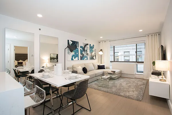 Rented by Bedrose | media 42