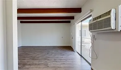 425 N Hobart Blvd — Photo 21