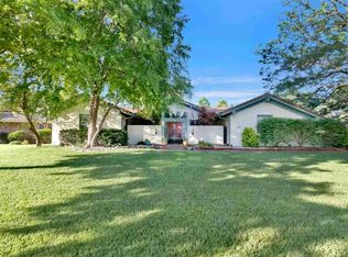 2807 W River Park Dr, Wichita, KS 67203