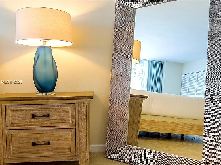2301 Collins Ave #301 — Photo 14