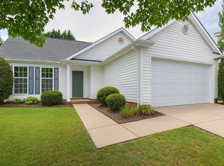 6 Valley Glen Ct, Greer, SC 29650