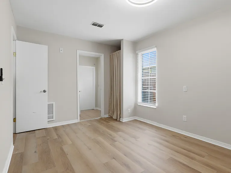 3751 Mackenzie Ct — Photo 11